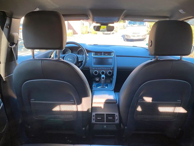 Jaguar E-PACE • 2019 • 65,000 km 5