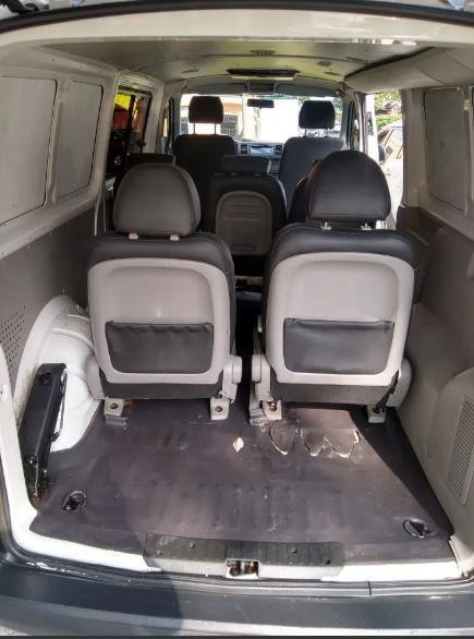 Volkswagen T5 Transporter Shuttle • 2017 • 91,000 km 5