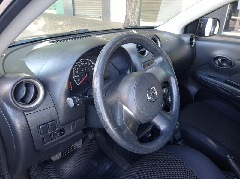 Nissan Versa • 2012 • 100,000 km 2