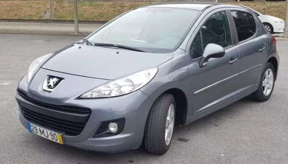 Peugeot 207 • 2011 • 170,000 km 2
