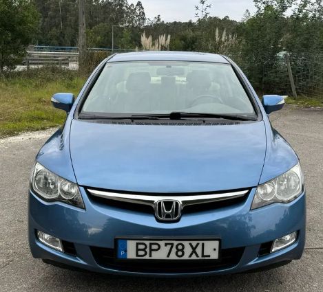 Honda Civic • 2008 • 189,000 km 1