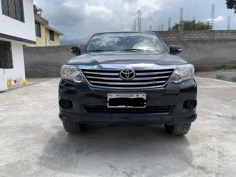 Toyota Fortuner • 2013 • 130,000 km 6