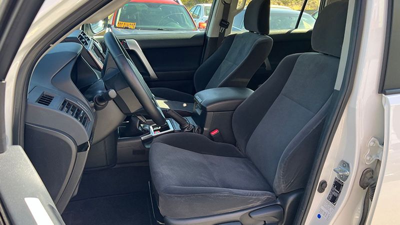 Toyota Land Cruiser • 2020 • 53,241 km 12