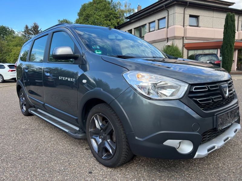 Dacia Lodgy • 2017 • 82,491 km 2