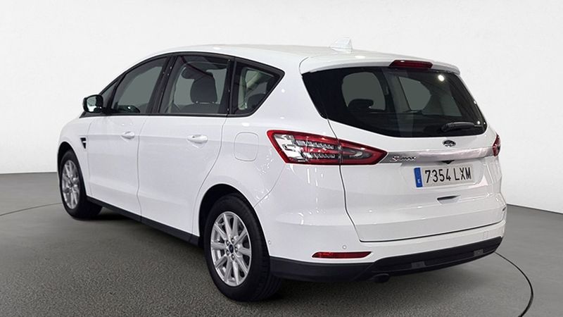 Ford S-Max • 2022 • 42,750 km 4