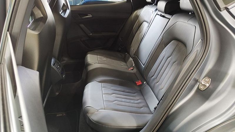 Seat Leon • 2023 • 5,732 km 9