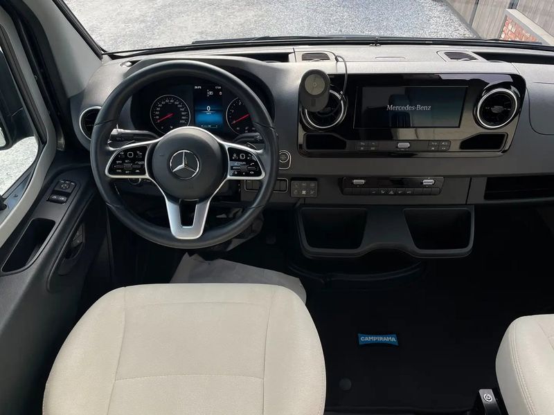 Mercedes-Benz Sprinter • 2021 • 20,800 km 11
