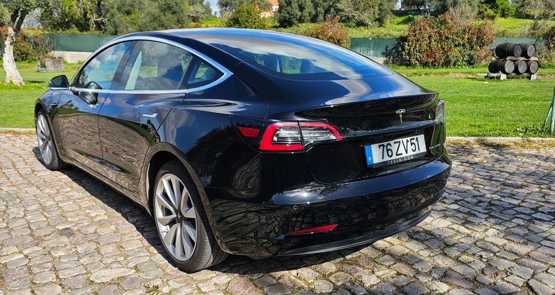 Tesla Model 3 • 2020 • 95,000 km 3