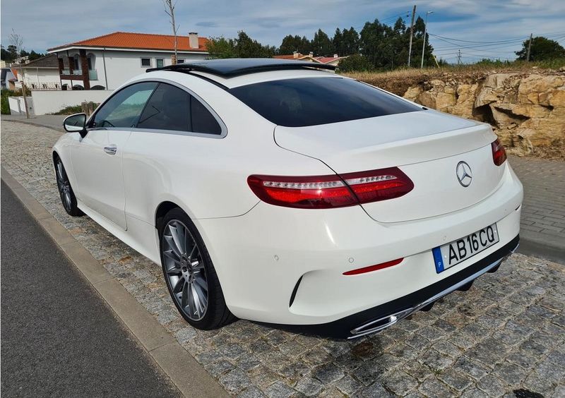Mercedes-Benz E-320 • 2017 • 90,000 km 2
