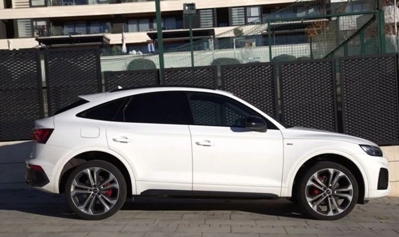 Audi Q5 • 2021 • 91,000 km 5