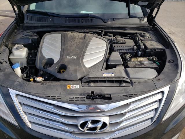 Hyundai Azera • 2013 • 10,000 mi 7