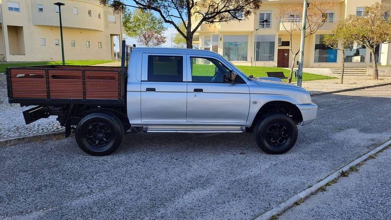 Mitsubishi L200 Pick up • 2004 • 76,000 km 2