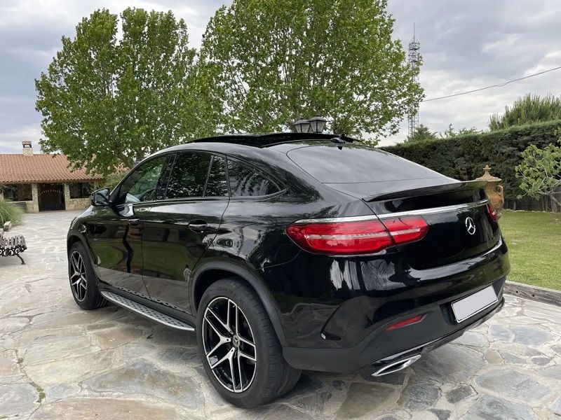 Mercedes-Benz 200 - 300 • 2018 • 121,000 km 3