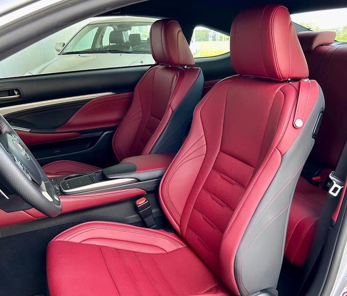 Lexus RC • 2018 • 35,000 km 7