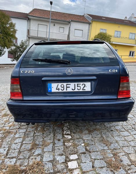 Mercedes-Benz C • 2008 • 349,999 km 1