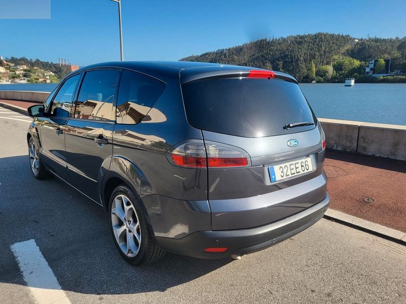 Ford S-Max • 2007 • 28,700 km 4