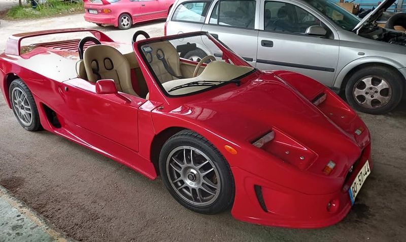 Ferrari SF90 Spider • 1998 • 60,000 km 3