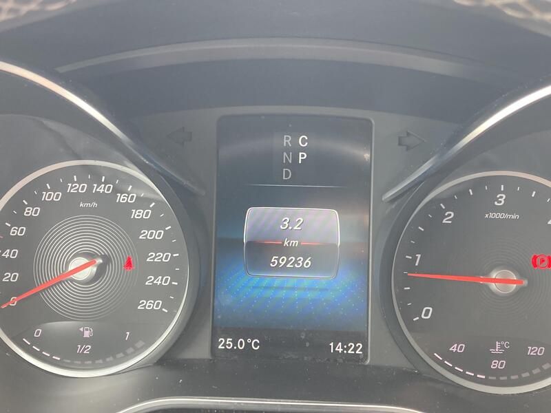 Mercedes-Benz Sprinter • 2021 • 59,230 km 12