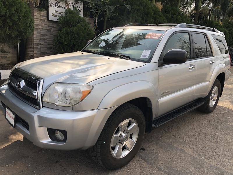 Toyota 4-Runner • 2007 • 87,329 km 7