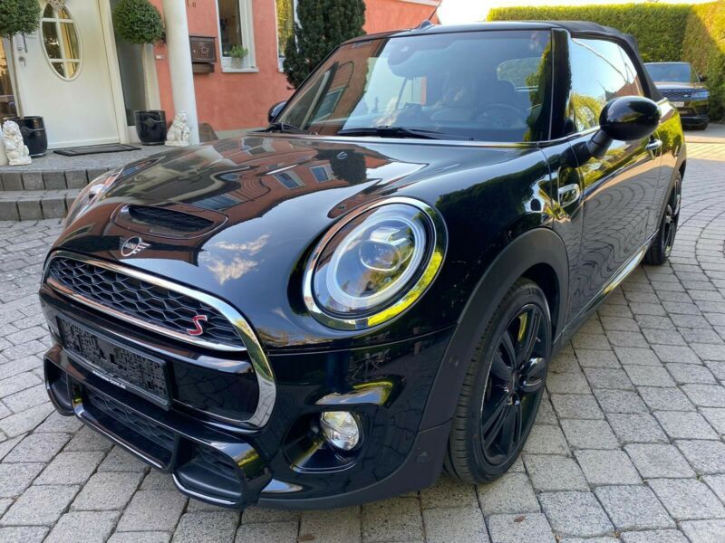 MINI Cooper S • 2018 • 104,000 km 1