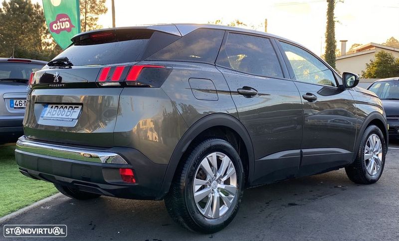 Peugeot 3008 • 2017 • 170,000 km 4