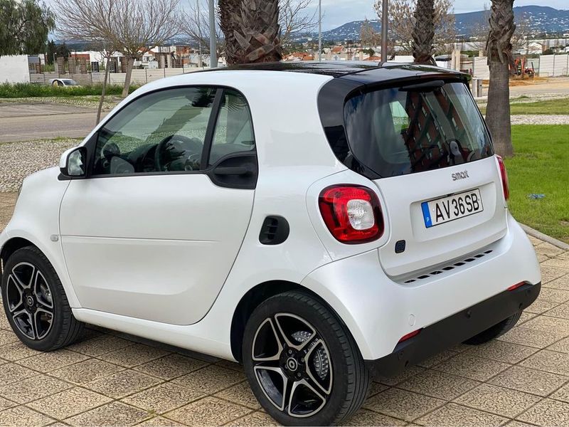 Smart Fortwo coupé • 2020 • 18,000 km 3