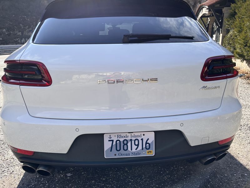 Porsche Macan • 2016 • 295,000 km 4