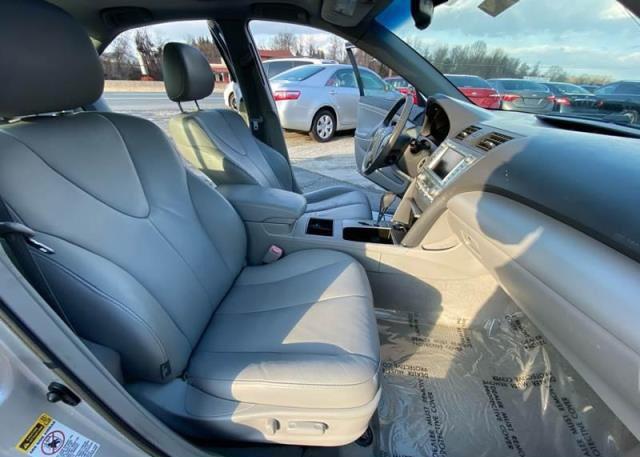 Toyota Camry • 2017 • 32,207 km 3