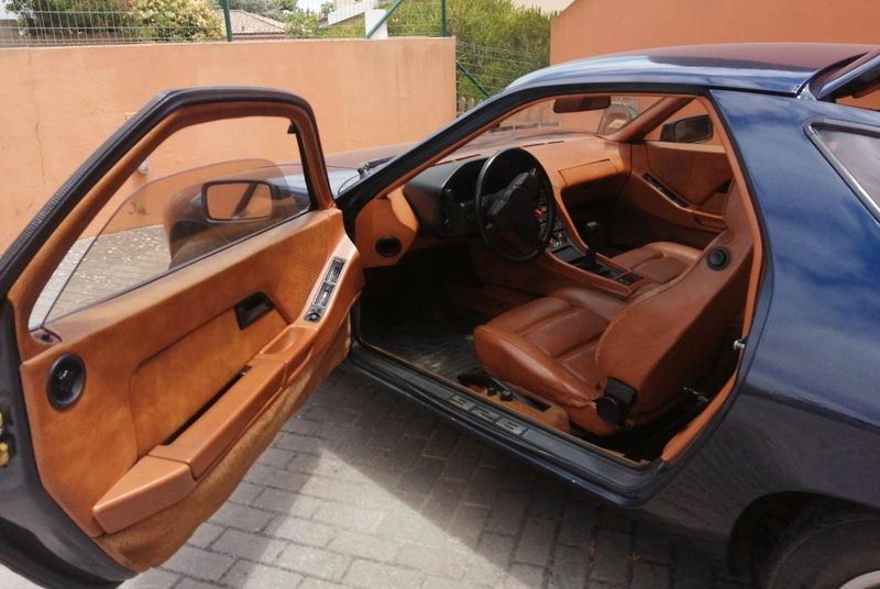 Porsche 928 • 1978 • 126,000 km 3