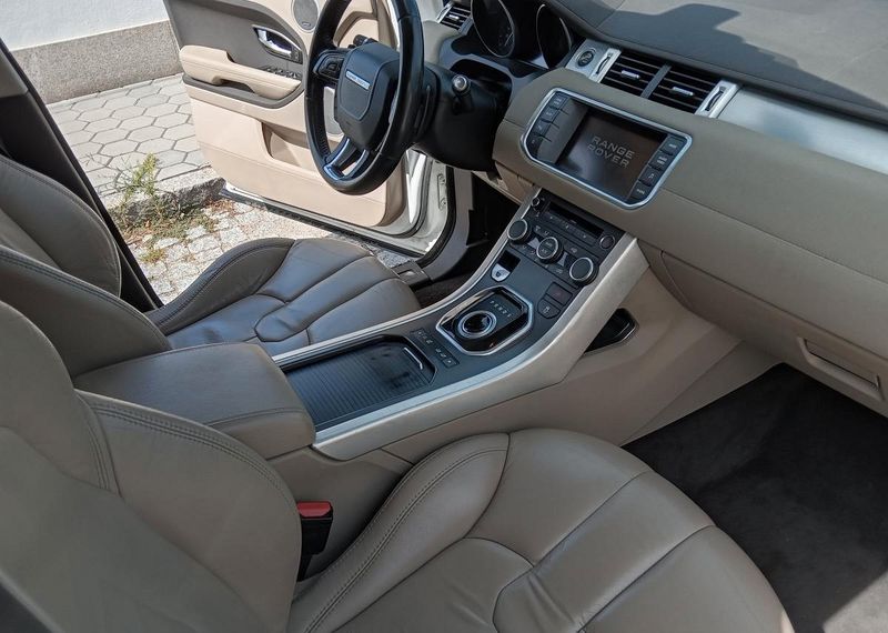 Land Rover Range Rover • 2021 • 20,000 km 3