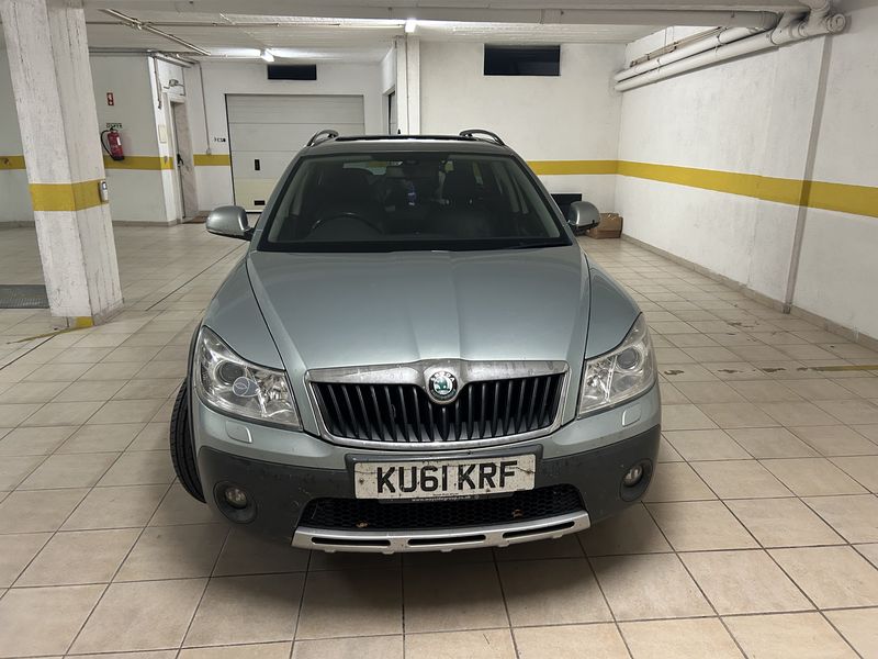 Škoda Octavia • 2011 • 203,400 mi 1