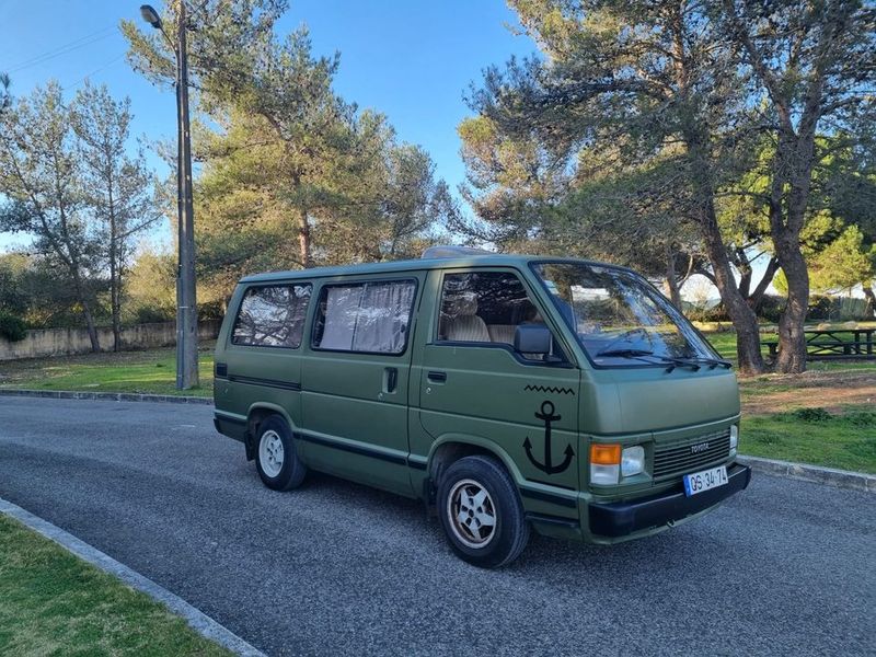 Toyota Hiace • 1989 • 216,000 km 1