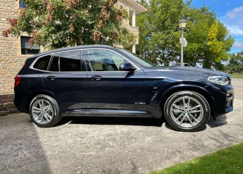 BMW X3 • 2018 • 112,000 km 2