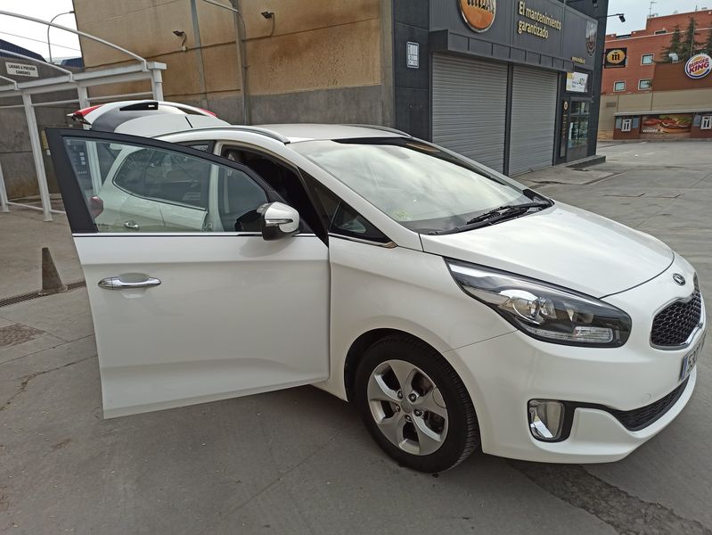 Kia Carens • 2014 • 210,000 km 13