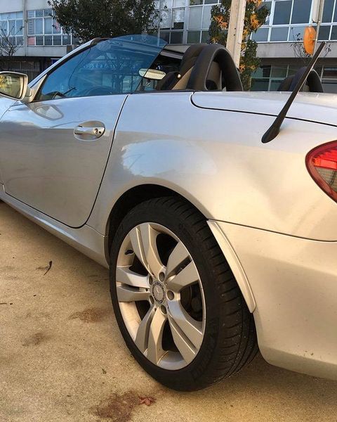Mercedes-Benz SLK • 2010 • 50,000 km 3