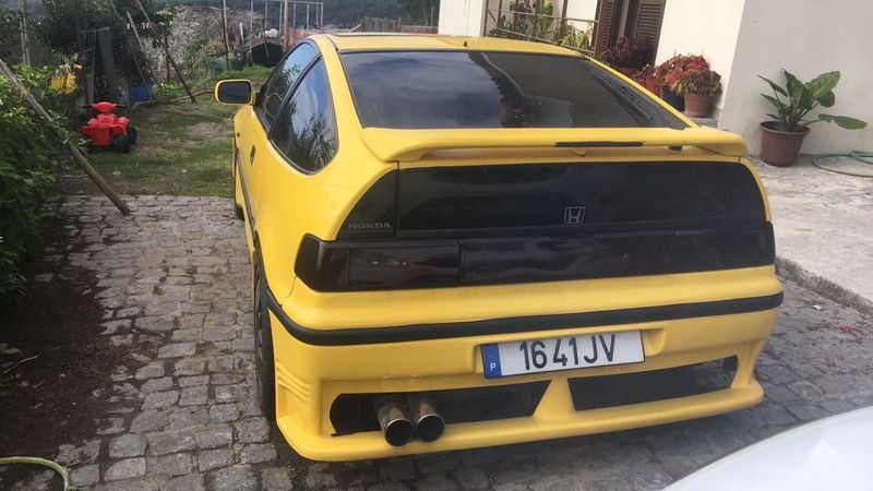 Honda CR-X • 1998 • 75,000 km 3