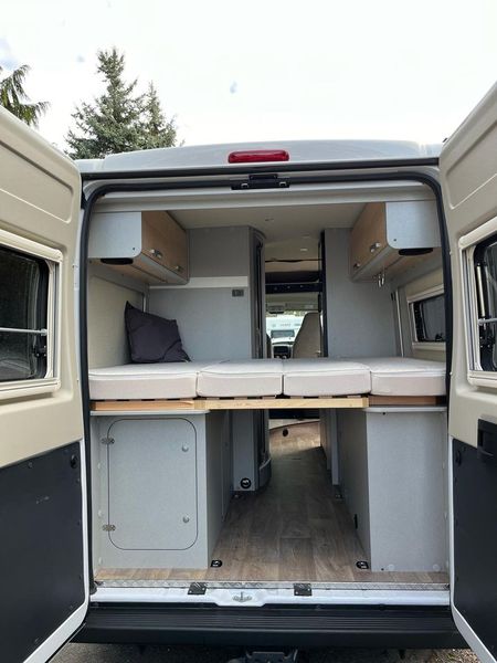 Fiat Ducato Van • 2021 • 19,250 km 15