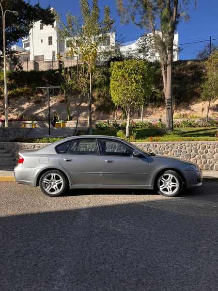 Subaru Legacy • 2007 • 106,577 km 1