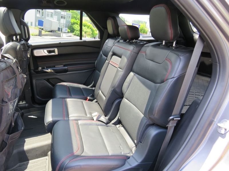 Ford Explorer • 2021 • 46,550 km 6