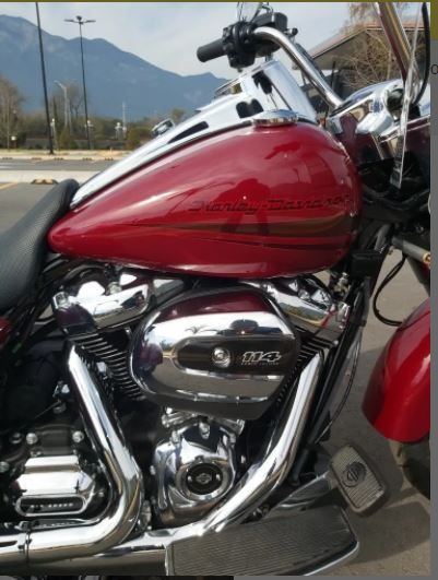Harley Davidson road king • 2020 • 5,000 km 4