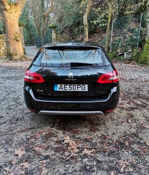 Peugeot 308 • 2017 • 120,000 km 3