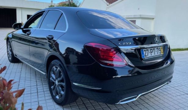 Mercedes-Benz C • 2015 • 67,000 km 8