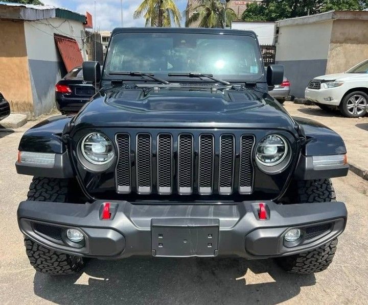 Jeep Wrangler JK • 2021 • 24 km 1