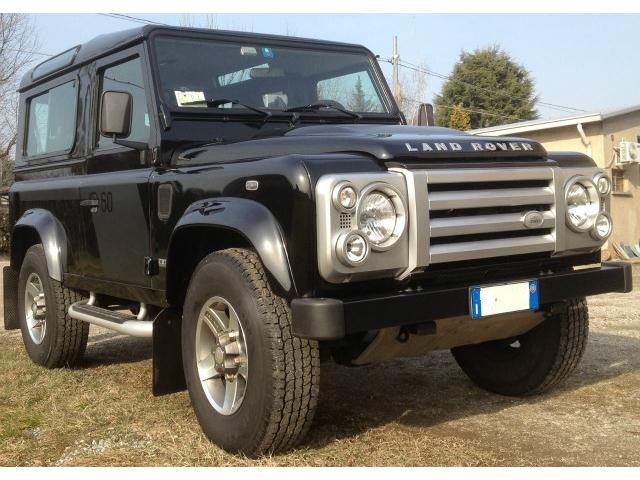 Land Rover Defender • 2008 • 153,500 km 1