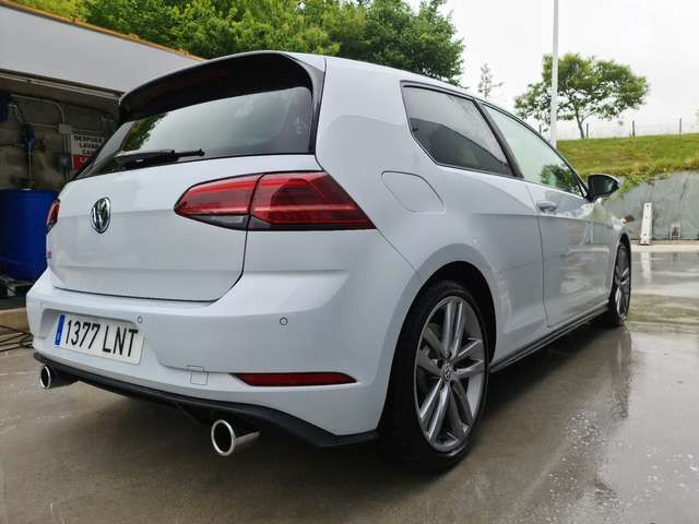 Volkswagen Golf • 2018 • 78,000 km 4