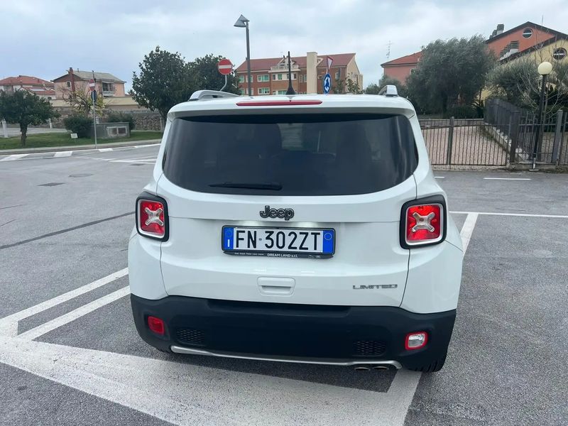 Jeep Renegade • 2018 • 90,000 km 2