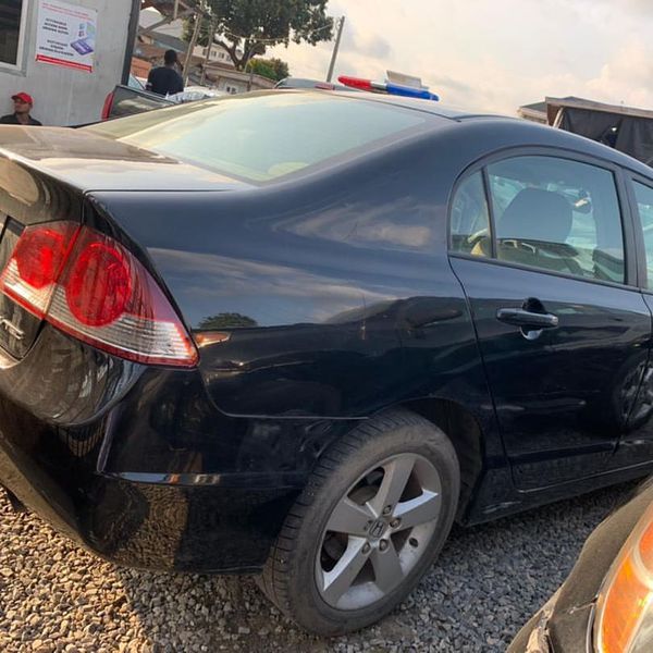 Honda Civic • 2002 • 135,972 km 4