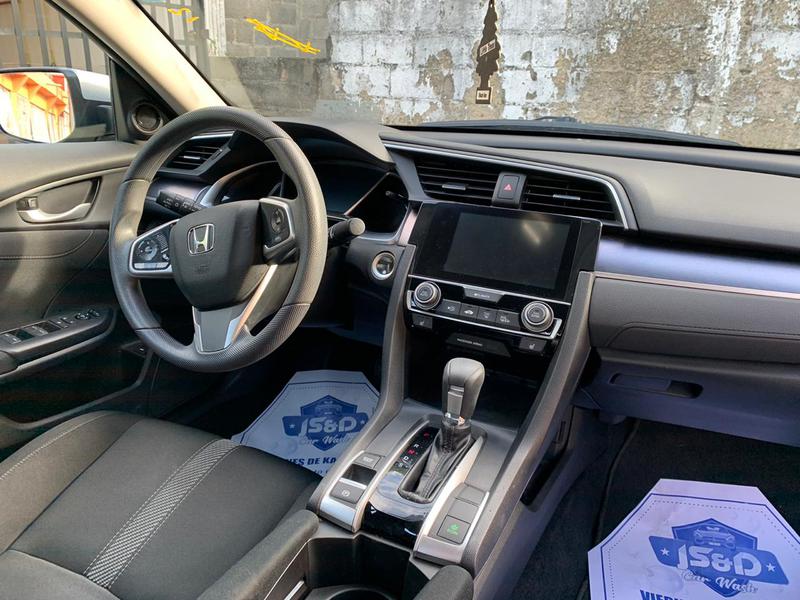 Honda Civic • 2016 • 53,000 km 11