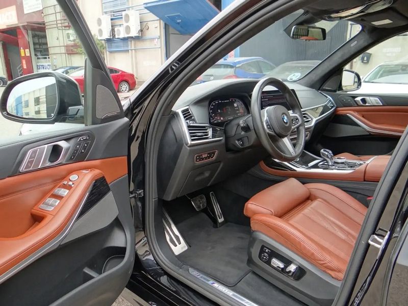 BMW X7 • 2019 • 149,000 km 9