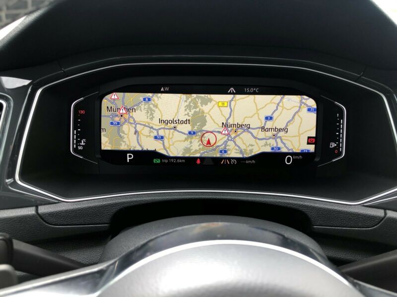 Volkswagen T-Cross • 2019 • 52,800 km 6